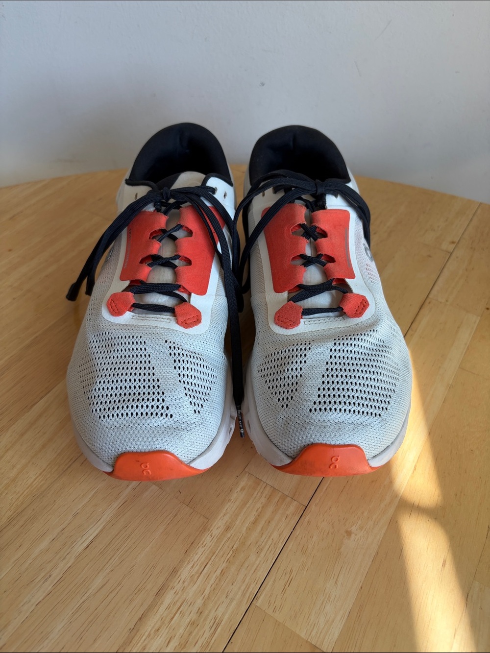 On Running Cloudflow White & Orange Men's Running Shoes size 8 1/2